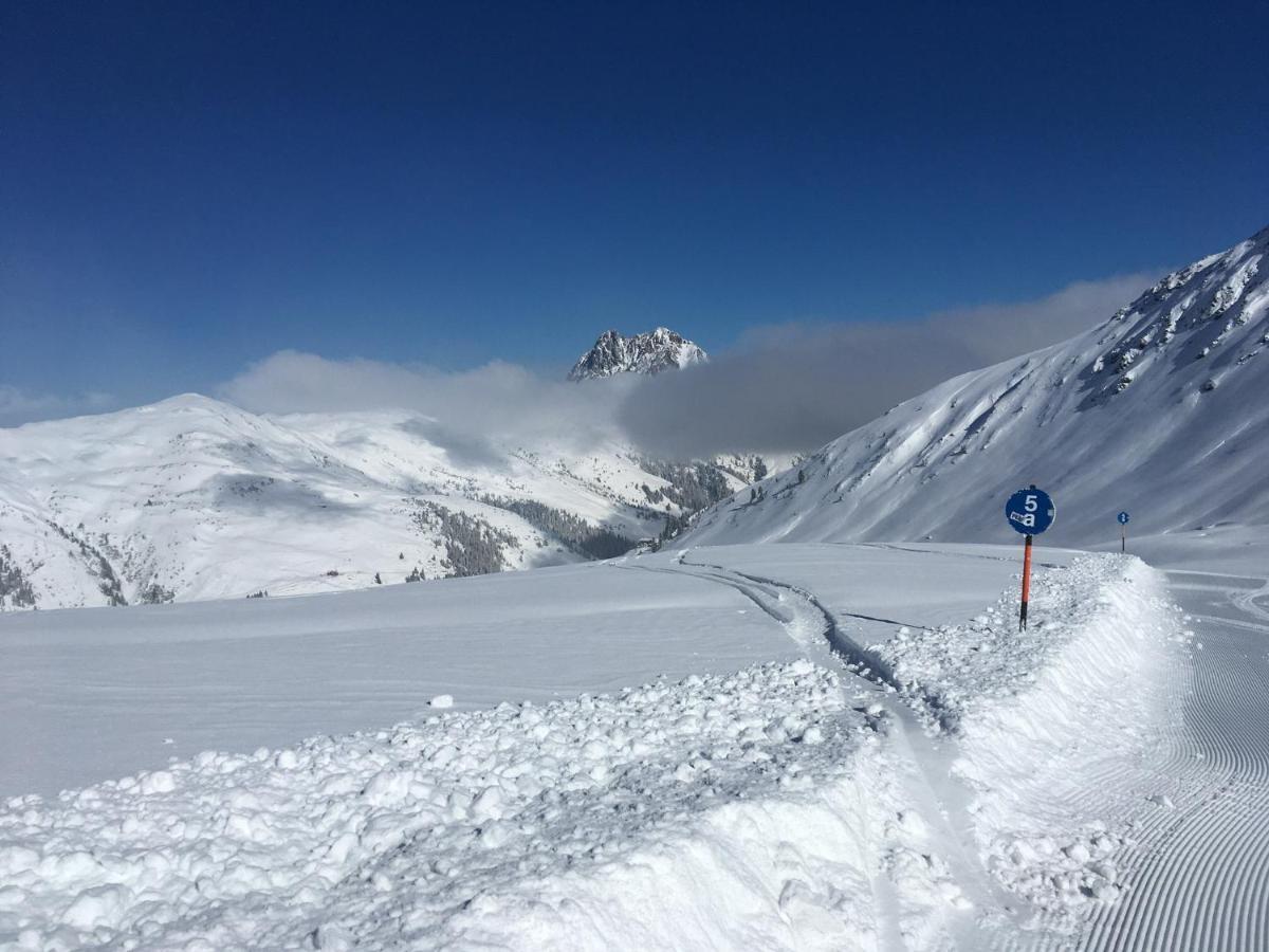 Ferienwohnung Zwoelferblick Bramberg am Wildkogel Esterno foto