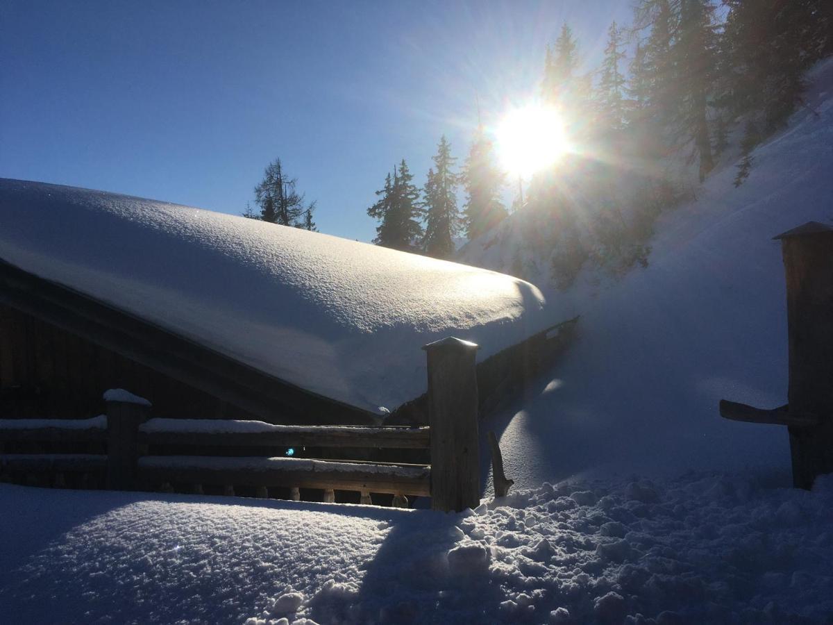 Ferienwohnung Zwoelferblick Bramberg am Wildkogel Esterno foto