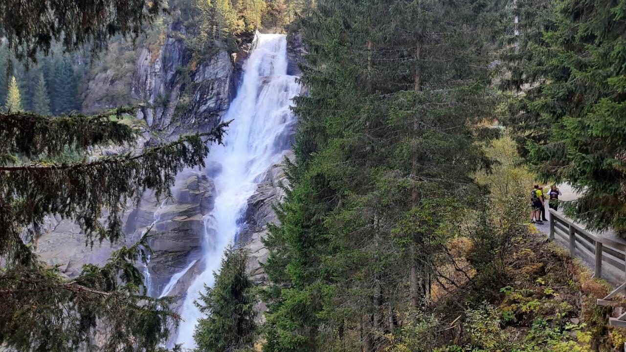 Ferienwohnung Zwoelferblick Bramberg am Wildkogel Esterno foto
