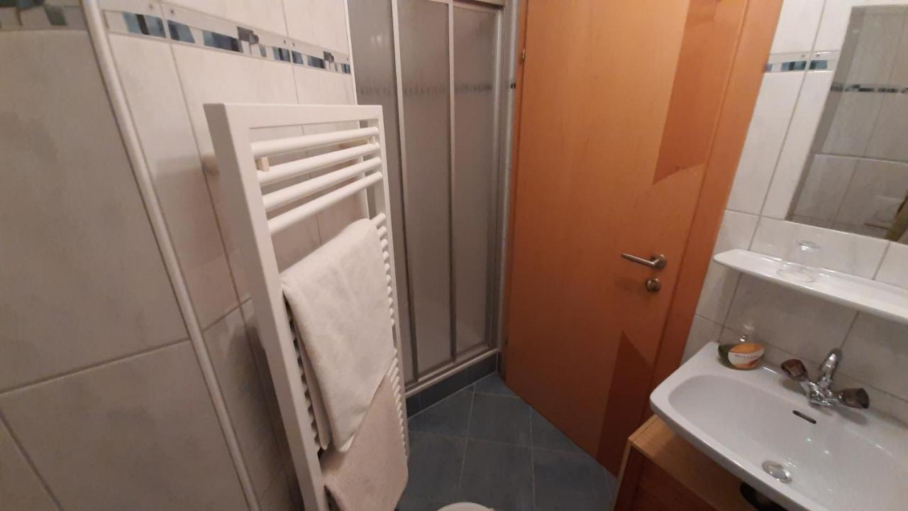 Ferienwohnung Zwoelferblick Bramberg am Wildkogel Esterno foto