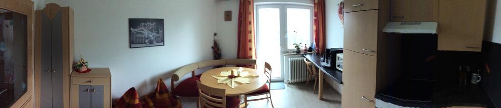 Ferienwohnung Zwoelferblick Bramberg am Wildkogel Esterno foto